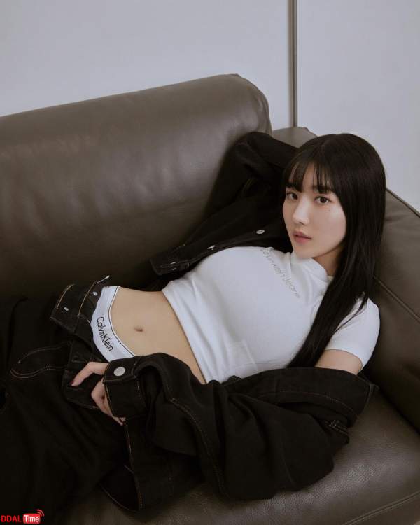 권은비 캘빈클라인 속옷 화보 이미지 #8